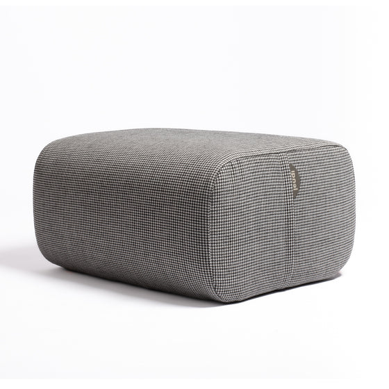 Le Pouf Cocotte.Ecru/noir